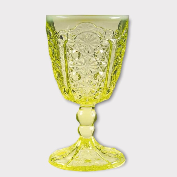🚫SOLD🚫e🅱️y Water Goblet Daisy Vaseline Glass - Picture 2 of 7